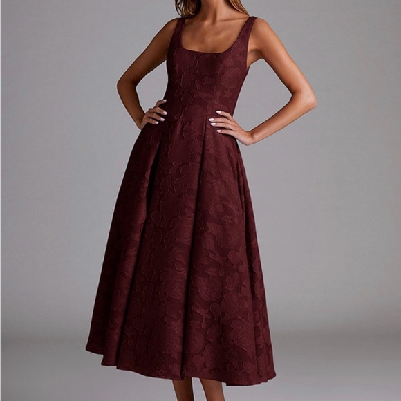 Azazie Dresses & Skirts - Azazie Deep Red Textured Midi Dress